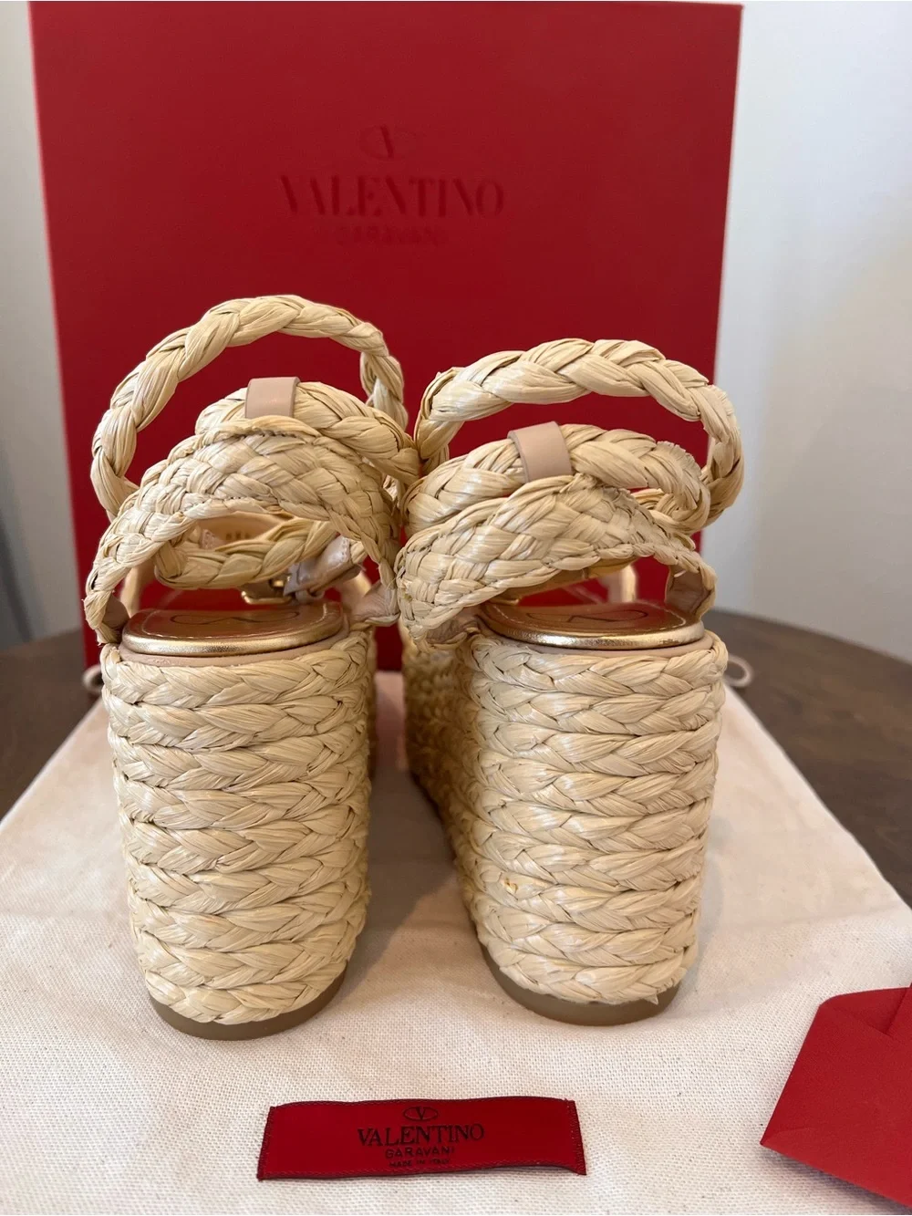 RARE Valentino Garavani VLogo Natural Raffia Platform Sandals 38.5 8.5 NWT $970